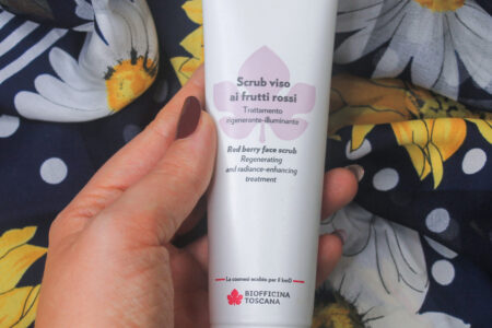 Recensione Scrub viso ai frutti rossi - Biofficina Toscana